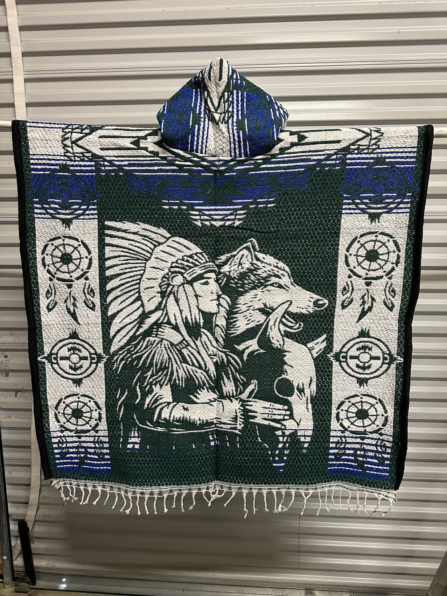 Apache y Lobo Gabán